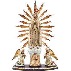 Nossa Senhora de Fátima com coroa de madeira e pombas - Altar caseiro