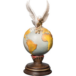 Pomba da paz sobre globo