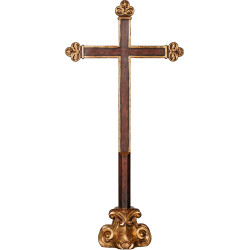 Croce barocca su piedistallo