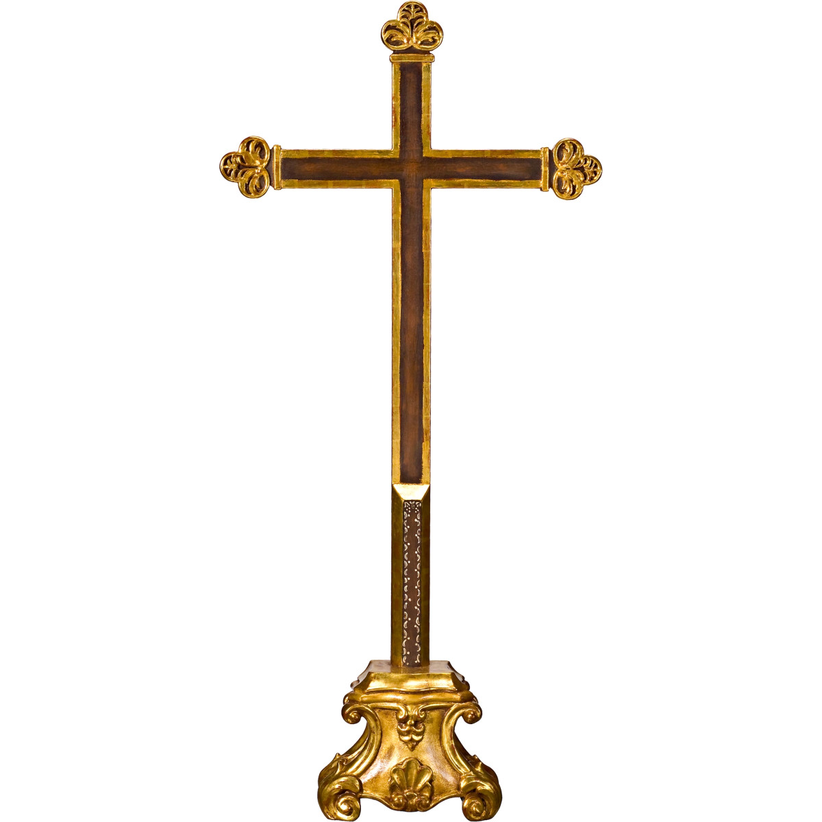 Croce barocca su piedistallo