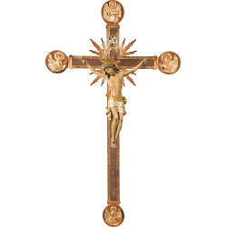 Corpus Pisa on cross with Evangelists and rays