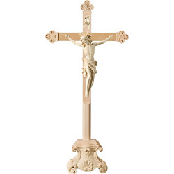 Cristo Pisa su croce barocca su piedistallo