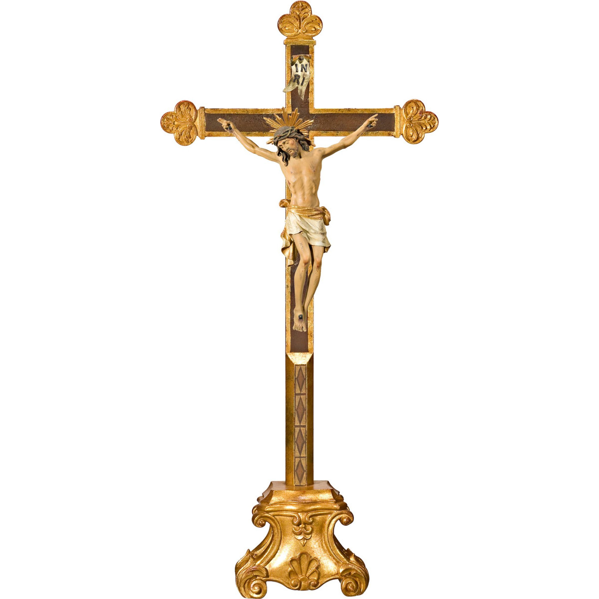Cristo Pisa em cruz barroca em pedestal