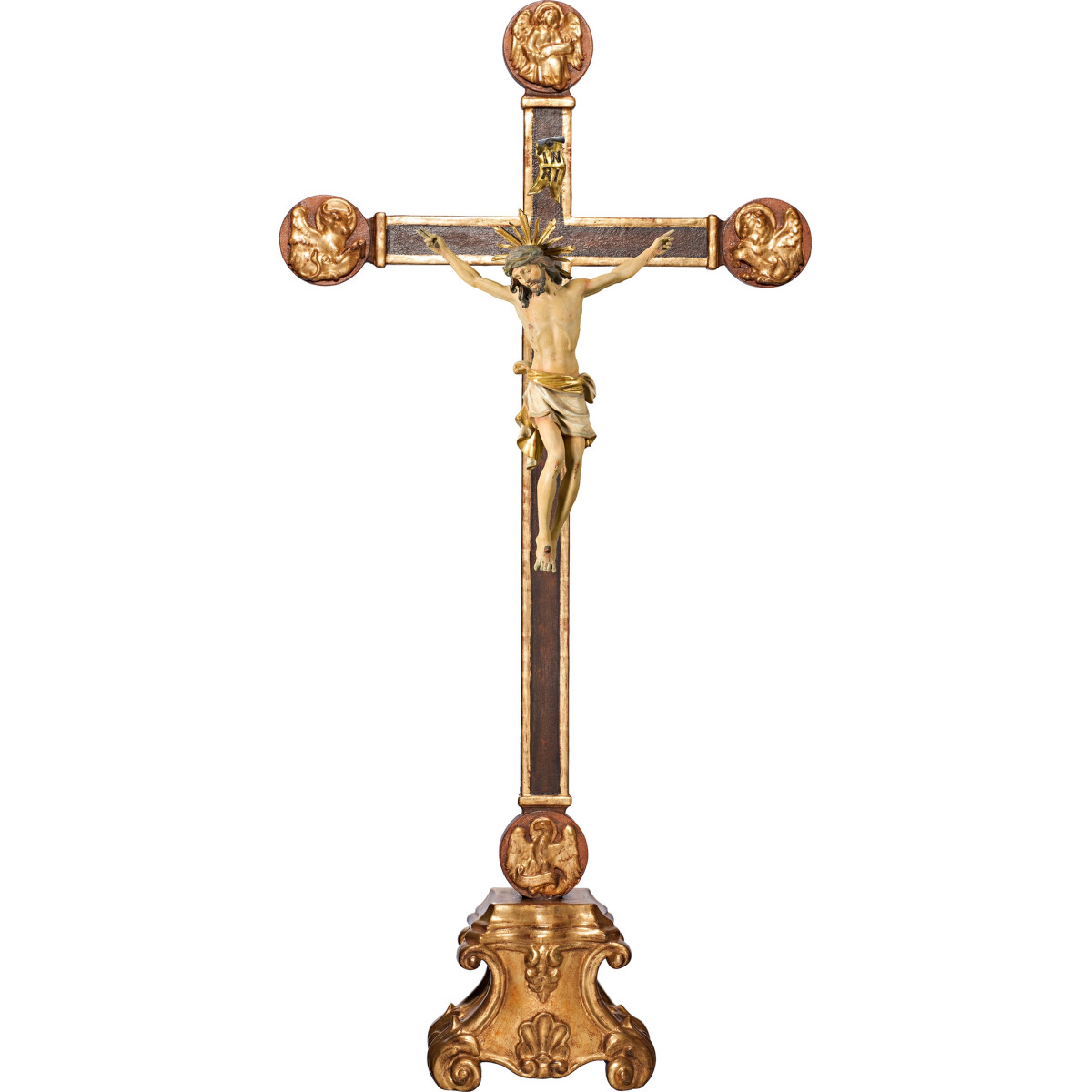 Corpus Pisa auf Standkreuz mit Evangelisten