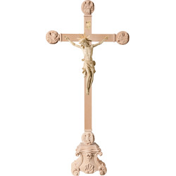 Corpus Pisa auf Standkreuz mit Evangelisten