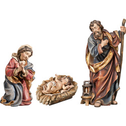 Nacimiento con Niño Jesús en cuna tallada (sin base)