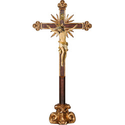 Corpus Pisa auf Standkreuz barock mit Strahlen