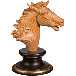 Cabeça de cavalo sobre base barroca