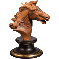 Cabeça de cavalo sobre base barroca