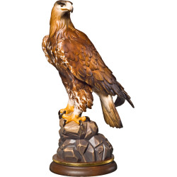 Águila real en madera | Bergland
