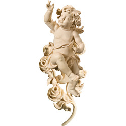 Berglandputto right with roses