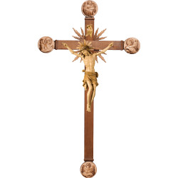 Corpus Pisa on cross with Evangelists and rays