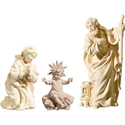 Nacimiento con Niño Jesús vestido sentado (sin base)